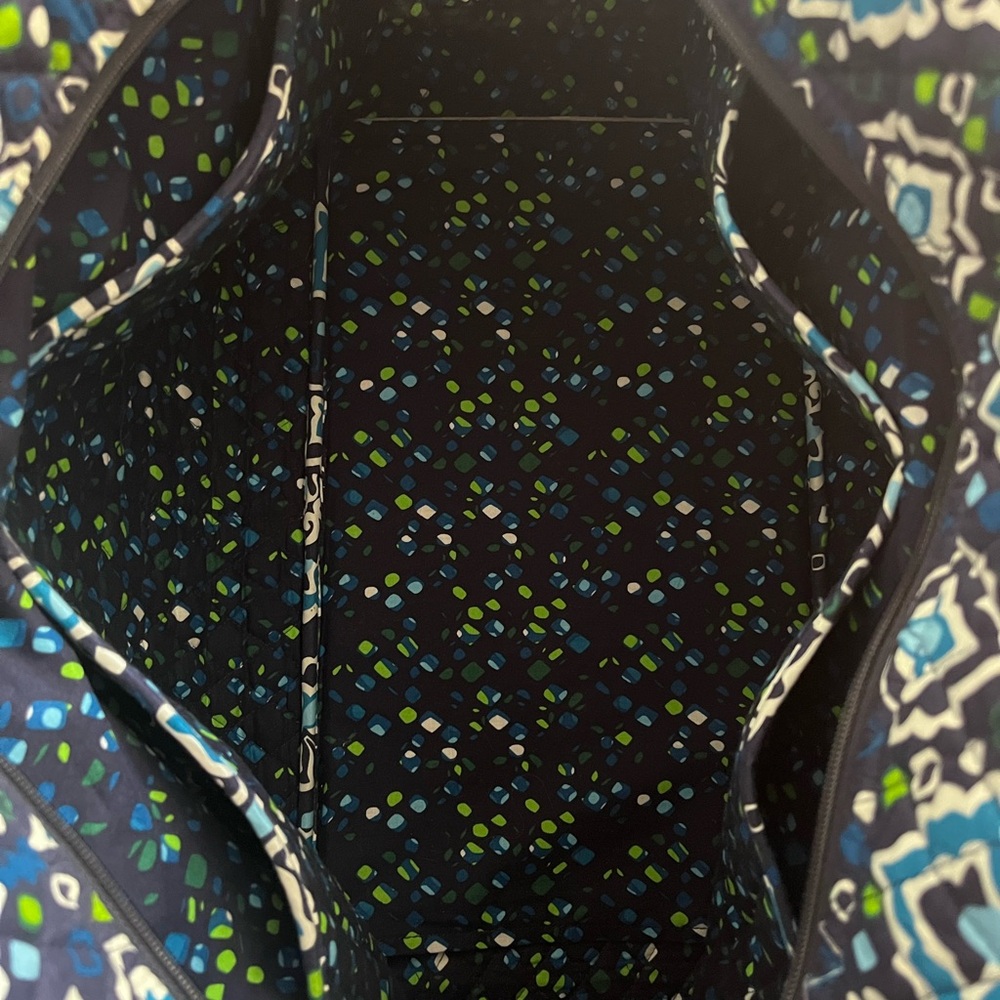 Vera Bradley Large Weekender Traveler Bag - Picture 3 of 9